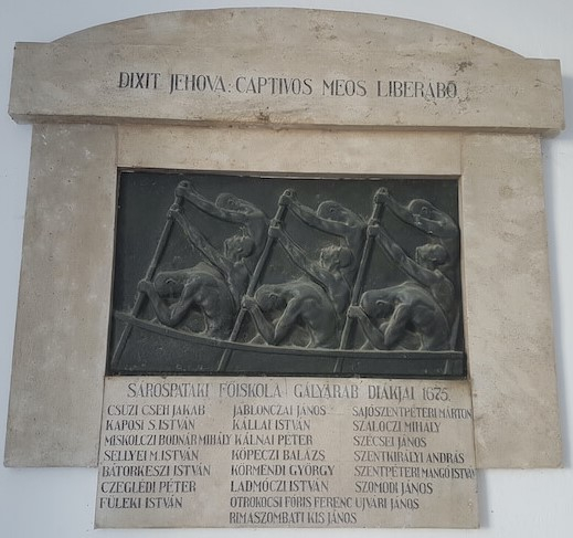 a sárospataki gályarab-dombormű