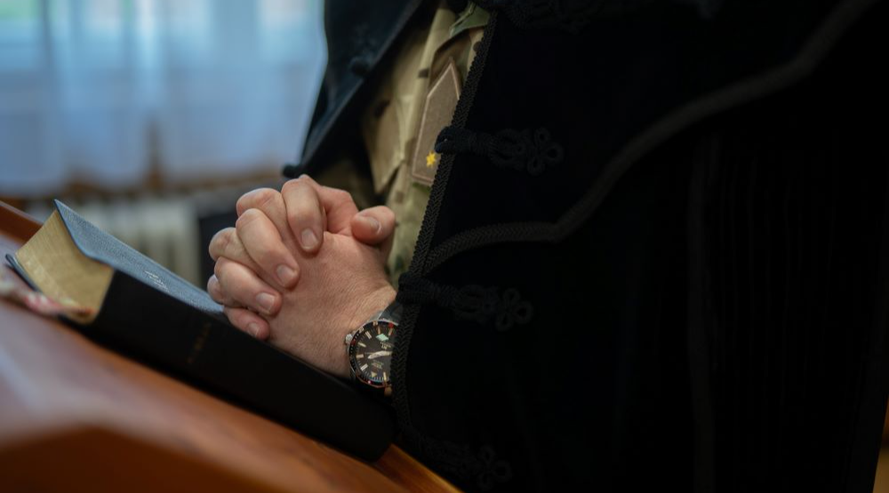 „Egy szív érettem dobogott”