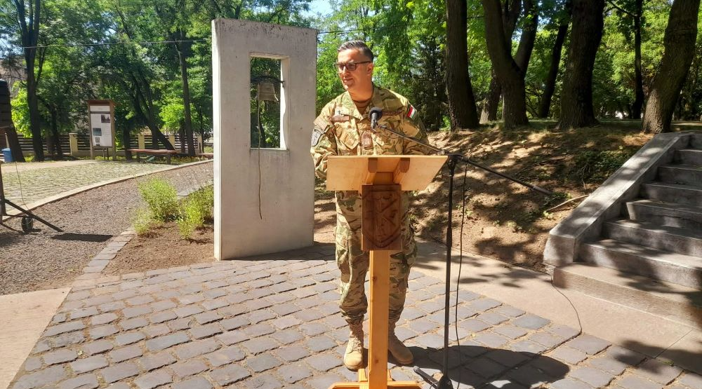 Hősök napja a Debrecenben, tábori lelkész szolgálatával